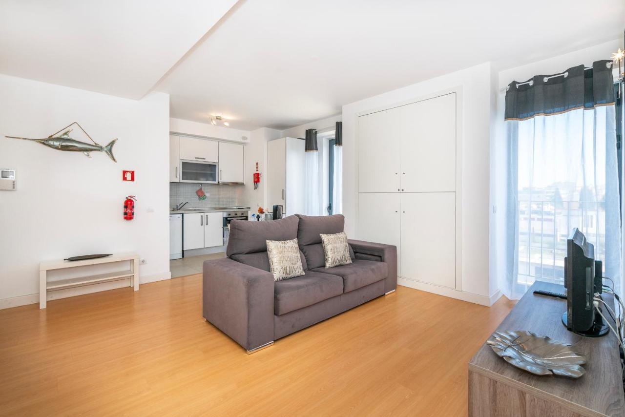 Modern Flat By Lagos Marina And Old Town Lagos Bagian luar foto