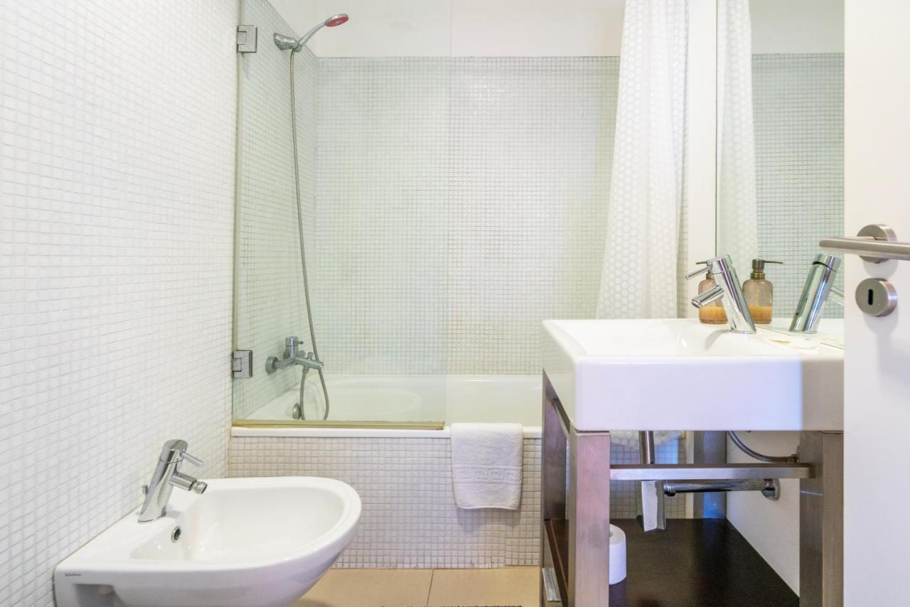 Modern Flat By Lagos Marina And Old Town Lagos Bagian luar foto