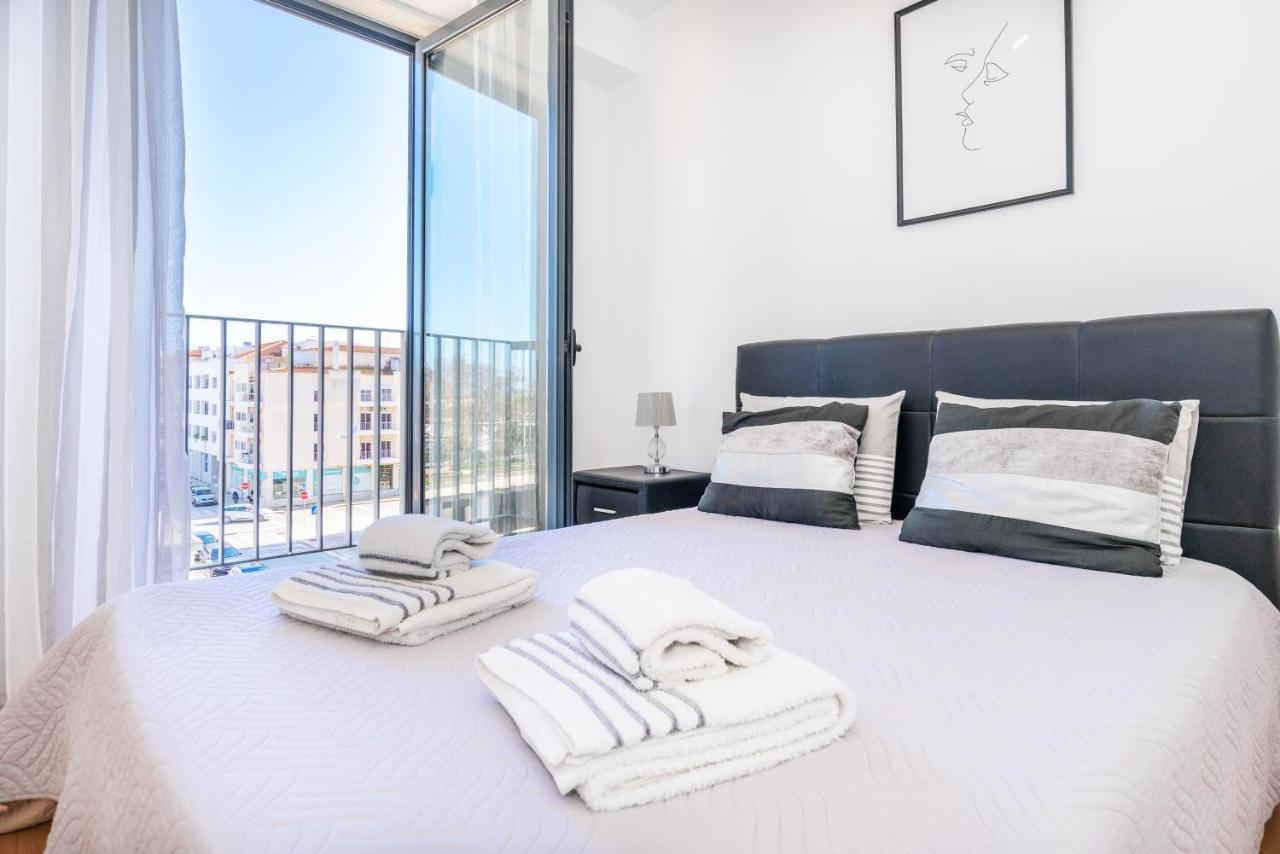 Modern Flat By Lagos Marina And Old Town Lagos Bagian luar foto